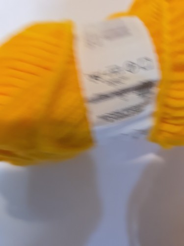 Sirdar Snuggly Chunky Yarn 7 Skeins Yellow, 6 are lot 000, 1 is lot 026 B21 - Picture 3 of 6