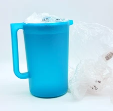 NEW Large Teal Tupperware 1 Gallon Beverage Pitcher #1416 Push Button Lid #1417