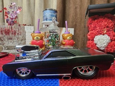 68 DODGE DART, PAINT SHIFT, 1/18 MUSCLE MACHINES, NO BOX, NO ROLL, ABSOLUTELY...
