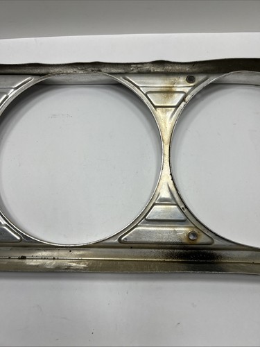 Set of Original 1964 64 CHEVROLET Chevelle or El Camino Headlight Trim Bezels - Picture 23 of 24