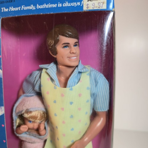 Muñeca Heart Family Bathtime Fun Dad & Baby Girl 1987 Mattel nueva en caja 4617 - Imagen 2 de 11