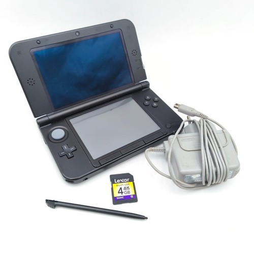 Nintendo 3DS XL Schwarz Original Konsole mit Zubehör - Mit Garantie Sehr Gut