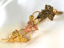 10K TRI COLOR BLACK HILLS GOLD 3 LEAF GRAPE VINE PIN BROOCH~4.5g~VINTAGE~ 🍁