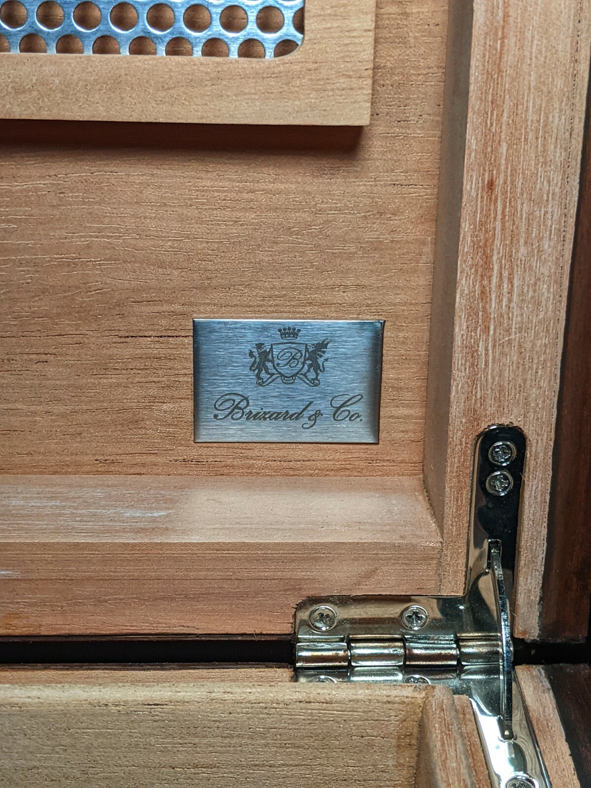 Foto 12 di 12