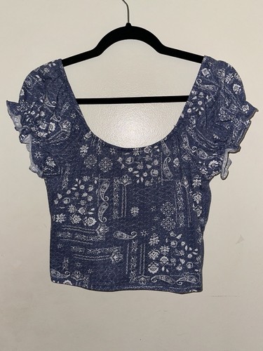SO Juniors Cropped Front Tie Top Size Large Blue With White Print - Imagen 2 de 4