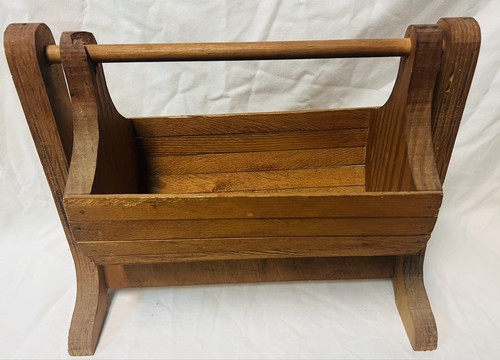 Antigua primitiva muñeca de madera mecedora hecha a mano - Imagen 8 de 9