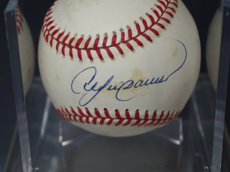 ANDRE DAWSON AUTOGRAPH SIGNED BASEBALL MLB BALL MONTREAL EXPOS HOF PSA-COA - Image 2 of 4