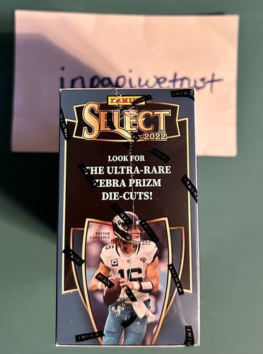 2022 PANINI NFL SELECT FOOTBALL MEGA BOX SEALED IN HAND FAST FREE SHIPPING!🔥 - Picture 4 of 5