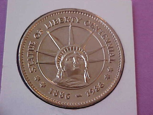1986 Statue Of Liberty Centennial Medal -- 2 Headed Eagle Reverse - Picture 1 of 2