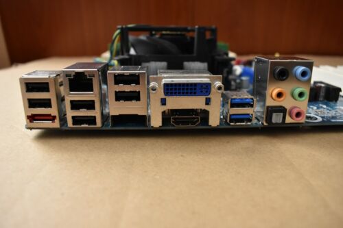 PLACA BASE INTEL LGA1155 DH67CL CON I7-2600K + 2x 4GB RAM - Imagen 2 de 3