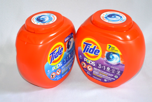 Lot of 2 Tide Pods 3 in 1 Laundry Detergent Original Scent & Spring Meadow - Picture 2 of 3