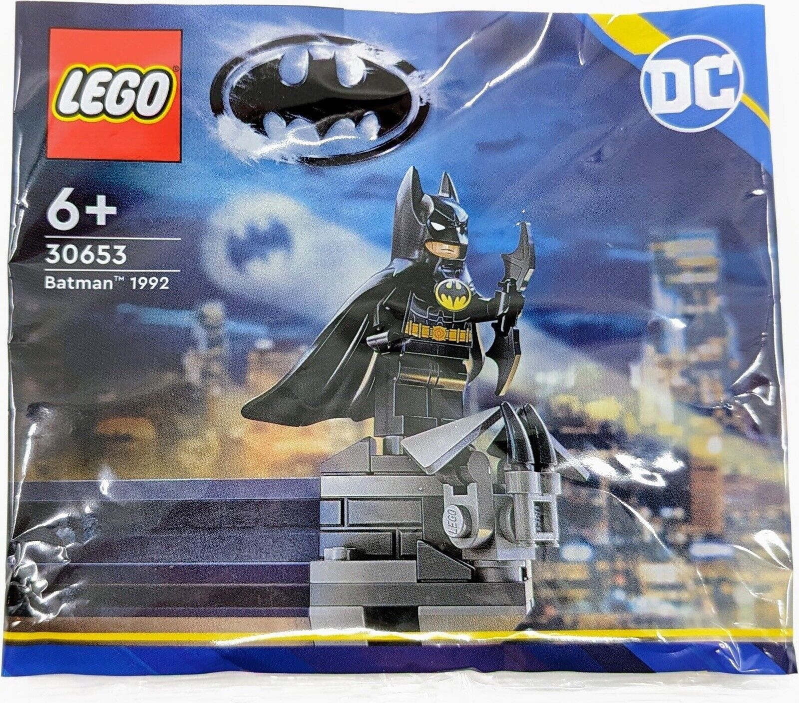 Lego 30653 - Batman 1992 - Has anyone seen this in a store? : r/lego