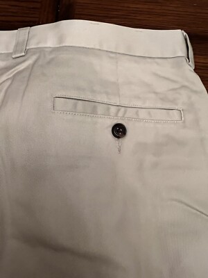NWOT MEN'S DRESS SHORTS JOSEPH & FEISS KHAKI SHORTS Size 42