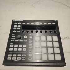 Native Instruments MK1 Maschine Mikro MIDI Controller