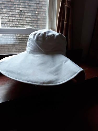 Sun Hat White cotton Cap Hat NEW lined in red cotton EZ care & wear - Picture 9 of 9