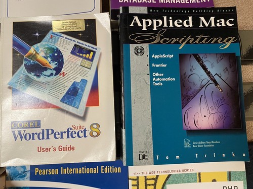 Lot Of 14 Vintage Computer Books / User Manuals; MS-DOS, Microsoft Windows, Mac - Picture 4 of 8