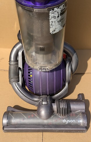 Dyson DC25 Animal Upright  Vacuum 12 mnts warranty  - Picture 2 of 5