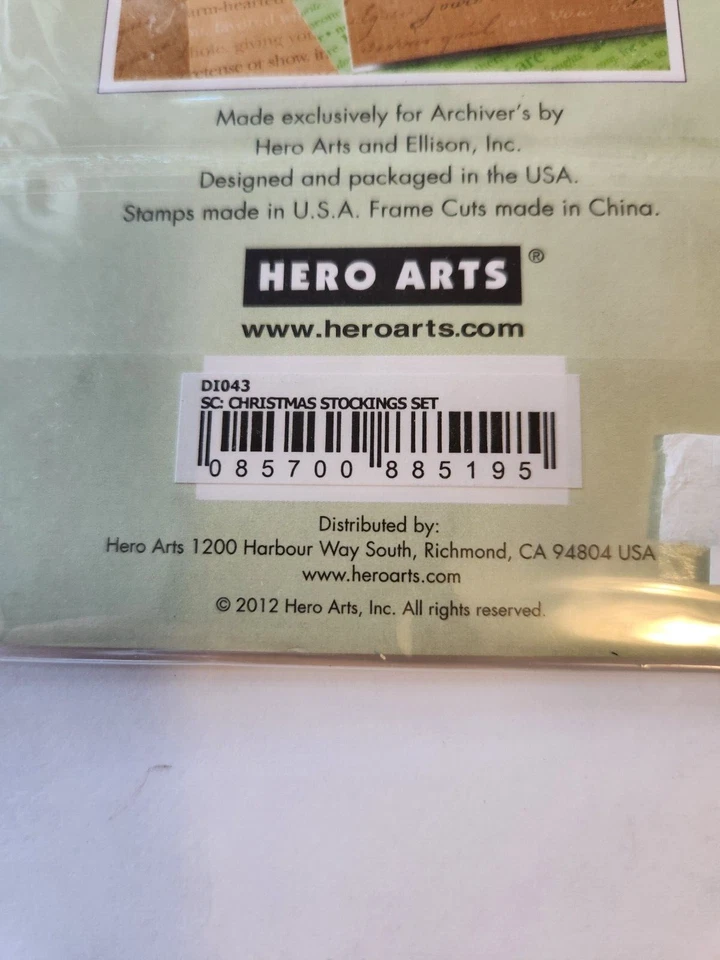 2 Pks Hero Arts Sello Transparente y Troquel A Juego Medias de Navidad Casa Nieve NUEVO Foto 3 de 4