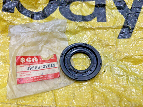 Suzuki GS400 GS425 GS450 GS500 GS550 GS650 Oil Seal Transmission 32x62x7 NOS - Picture 3 of 4