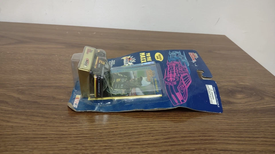 1994 Racing Champions To The Maxx Series 1 Rusty Wallace #2 Ford - DAMAGE N23 - Imagem 4 de 4