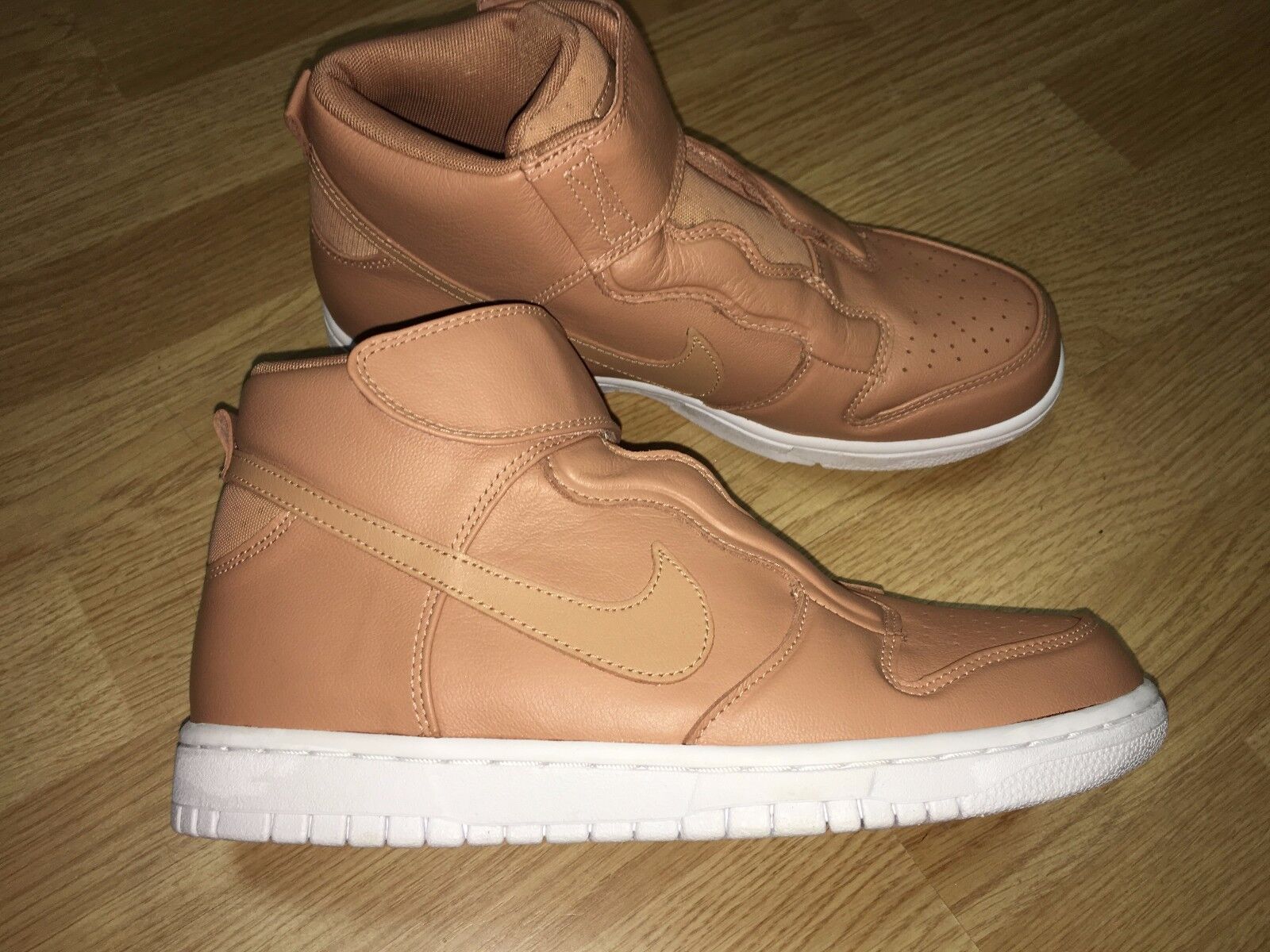 Nike Dunk High Ease Vachetta Tan Women's Boots Dusted Clay Clay Clay White 896187-200 Rare 81198b Nike Dunk High Ease Vachetta Tan Women's Boots Dusted Clay Clay Clay White 896187-200 Rare 81198b