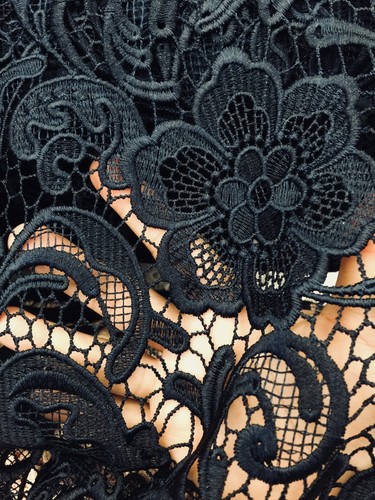 18 Colors Maggie Guipure Venice Medium to Heavy Weight Lace Fabric by the Yard - Picture 5 of 73