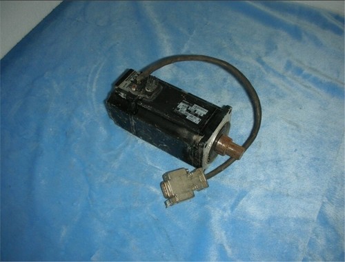 1 Stck. gebraucht Omron Servomotor R88M-U40030VA-S1 bz - Bild 1 von 1