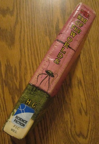 "The War of the Worlds" by H.G. Wells - Looking Glass Library - Ex-Lib - Picture 3 of 18