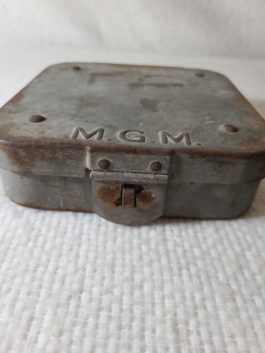 Vintage Goldberg Brothers MGM Trailer Film Reel Canister Carrying Case 6 1/2 " A - Picture 5 of 11