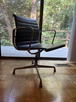 Charles Eames Vitra Eames Aluminum Group Management Desk Chair in Black Leather