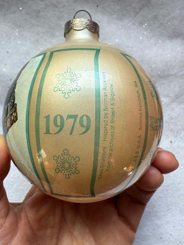 Schmid - Norman Rockwell - “snow sculpture” Christmas 1979 Glass Ornament - Picture 2 of 7