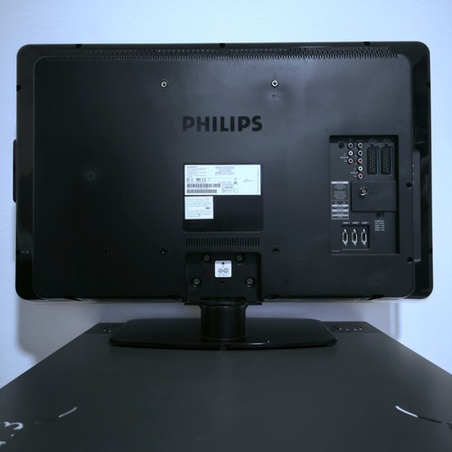 TV LCD 32 Pollici HD Philips 32PFL5403D/12 - Imagen 3 de 5