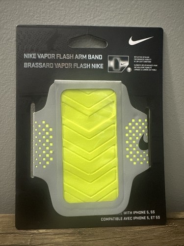 NIKE Vapor Flash Adjustable Arm Band iPhone iPod Device Carrier Run Training Mp3