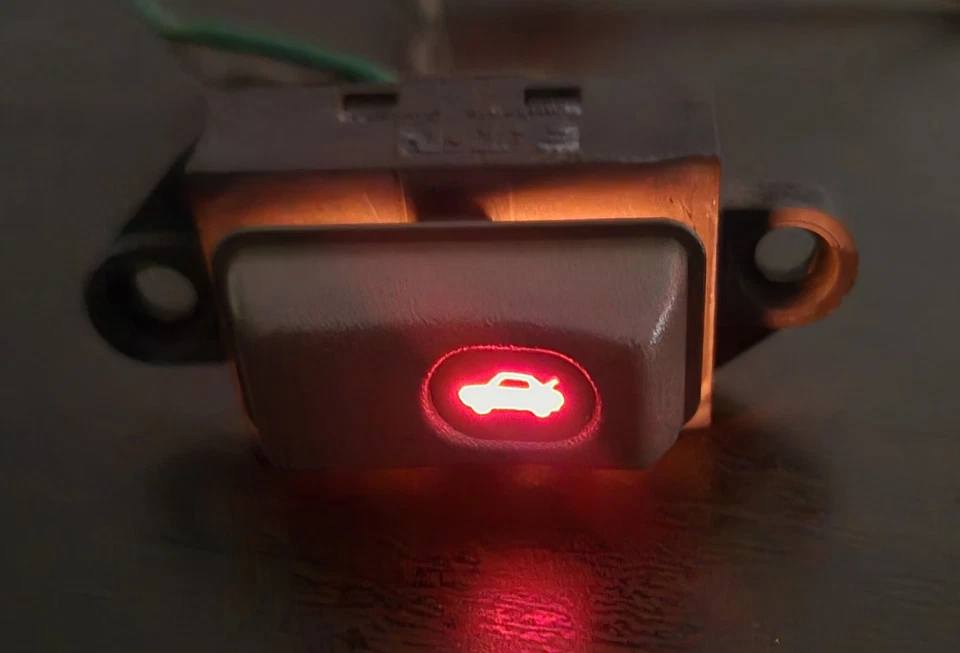 Tested! 1990-92 Pontiac Firebird Trunk Release Switch 10098572 w/connector - Image 2 of 4