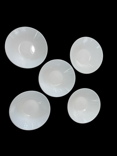 Ribbed Milk Glass Bowls vintage ARC France 6.25" In Diameter Set of 5 - Picture 3 of 7