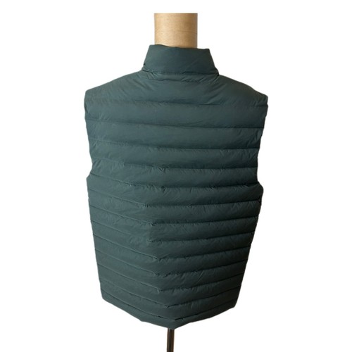 Chaleco de plumón Vuori Steadfast verde Aspen para hombre talla grande - Imagen 2 de 5