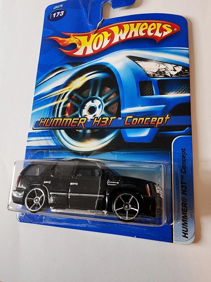 Hot Wheels Cadillac Escalade ERROR WRONG CARD Hummer H3T Concept Car - Image 3 of 4