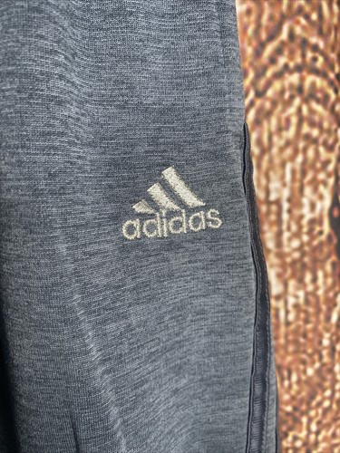 Adidas Toddler Girl’s sweatpants Joggers Size 4 Gray 3 Stripes Fleece Joggers - Picture 2 of 4