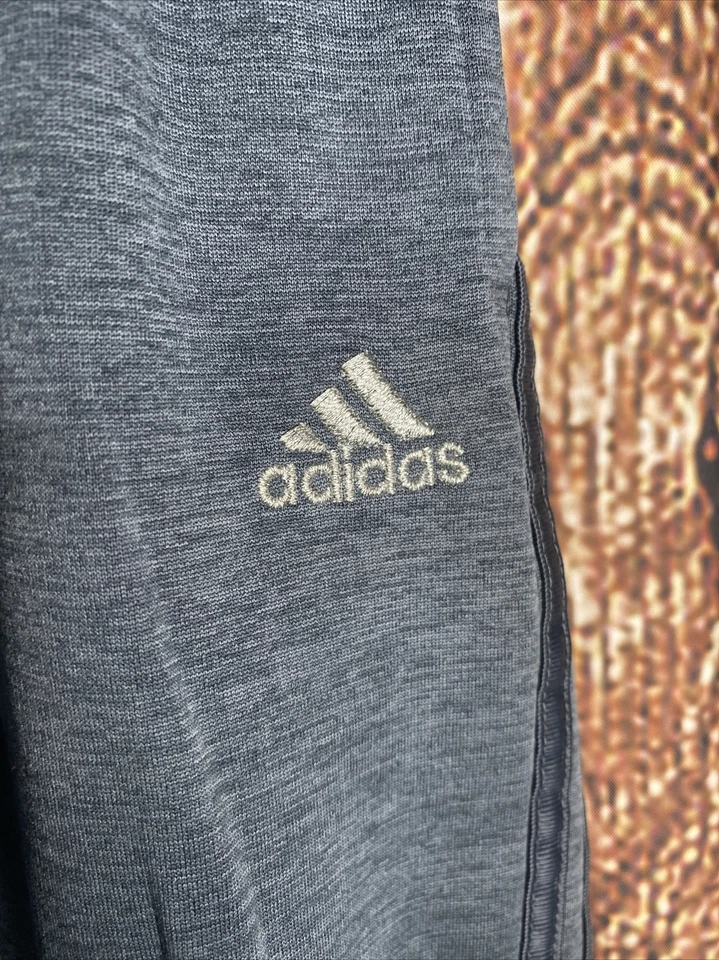 Adidas Pantalones de chándal para niñas pequeñas Talla 4 Gris 3 Rayas Polar Joggers Foto 2 de 4