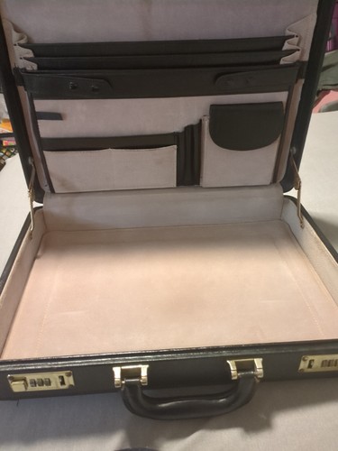 American Tourister Briefcase Top Grain Leather Suede Lined O Side Not Opening. - Picture 3 of 8