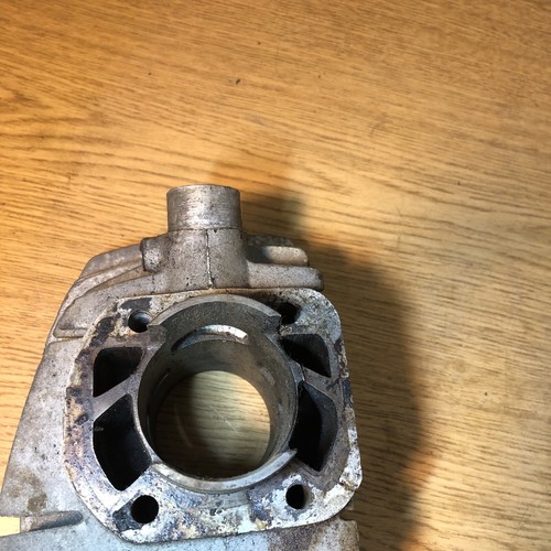 YAMAHA DS6 OEM CILINDRO IZQUIERDO STD DIÁMETRO 56 MM -- #246-11311-00 NECESITA AFILAR - Imagen 7 de 9