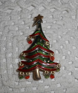Vintage-Glass-Dangle-Ball-Bead-Enamel-Christmas-Tree-Brooch-Pin-Gold-tone-C29