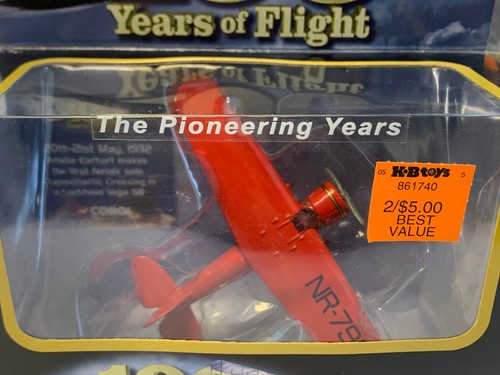 Corgi 100 Years of Flight Lockheed Vegas & Sopwith Camel No.3 Wing Planes in Box - Picture 8 of 23
