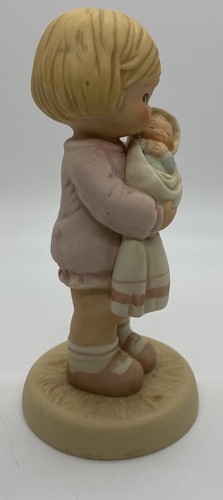 VTG Porcelain Figurine Enesco Memories of Yesterday Series Can I Keep Her Mommy - Picture 4 of 7