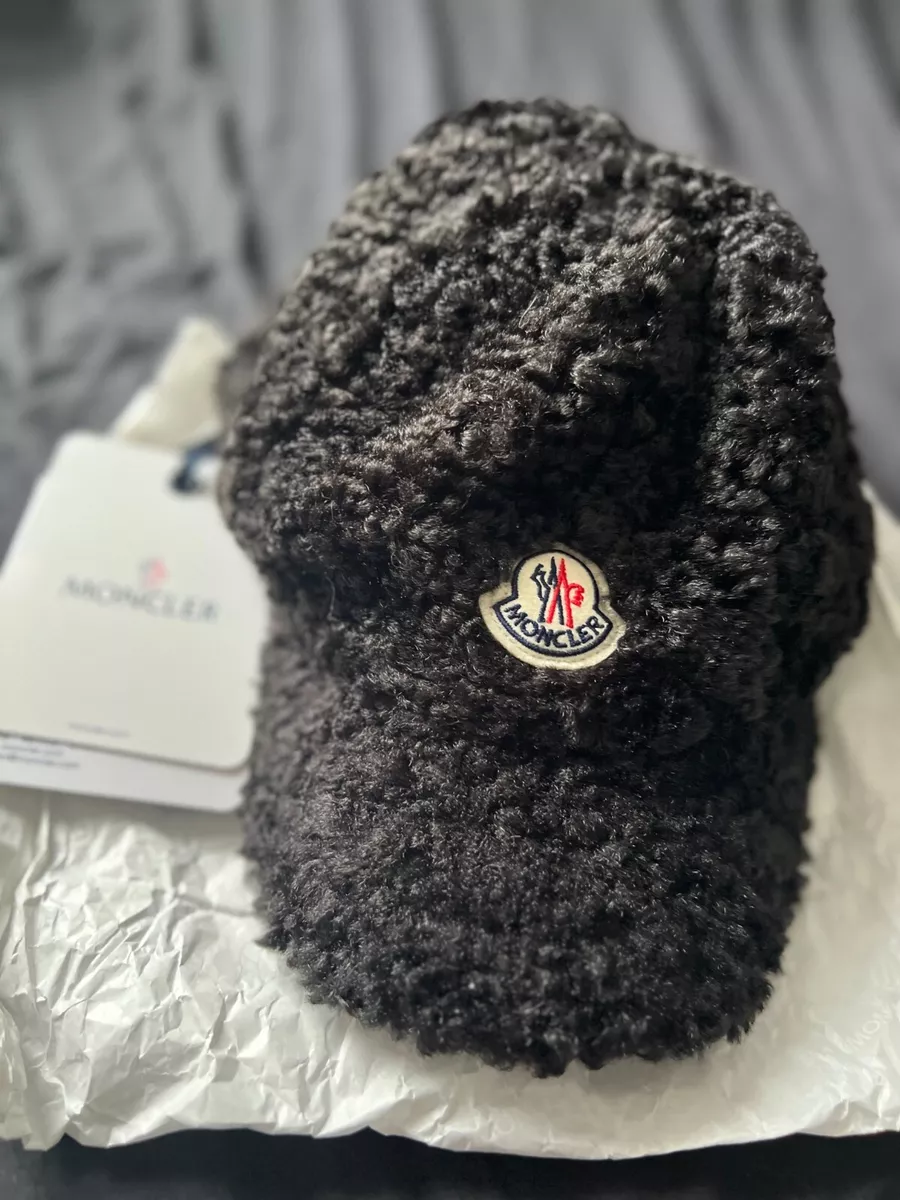Moncler Berretto Baseball Cap in Grey Size S New with Tags