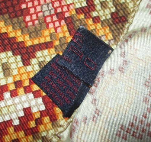 ERTE Rust Yellow "Needlepoint" Floral 100% Silk Pocket Square Scarf 16" Italy - Picture 4 of 4