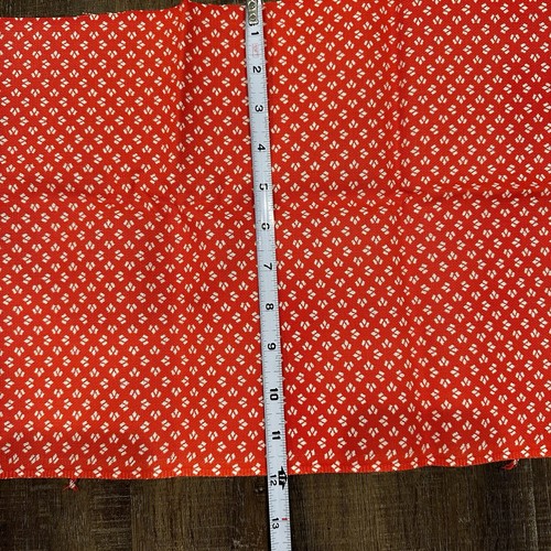 Vintage Mixed Lot Fabric Remnants Patterns Prints Crafting Sew Stash Estate - Picture 10 of 24