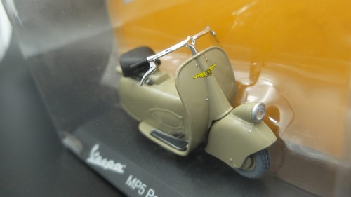 Coche Vespa MP5 Paperino Escala 1:18 Miniaturas De Colección Época Bike - Imagen 3 de 3