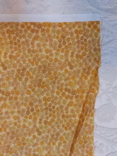 Benartex Fabric 100% Cotton Yellow Orange Daisy Floral Flowers 42"x18" - Picture 4 of 6