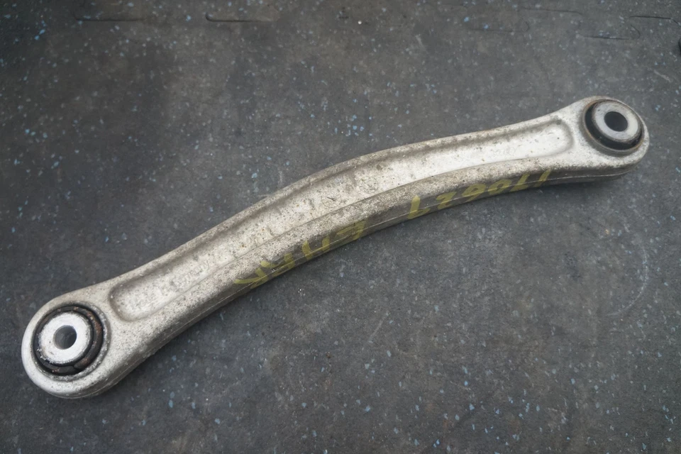 Комплект из 4 левых рычагов управления задней подвеской 95831104100 от оригинального производителя Porsche Cayenne 958 11-18 - Изображение 3 из 4